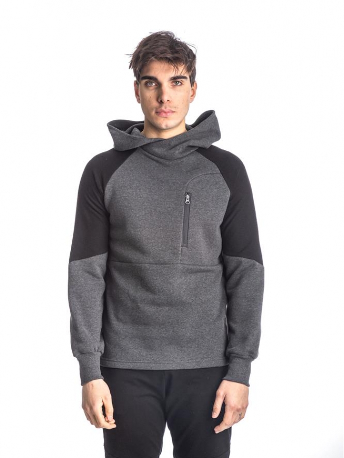 Φούτερ με κουκούλα Paco.