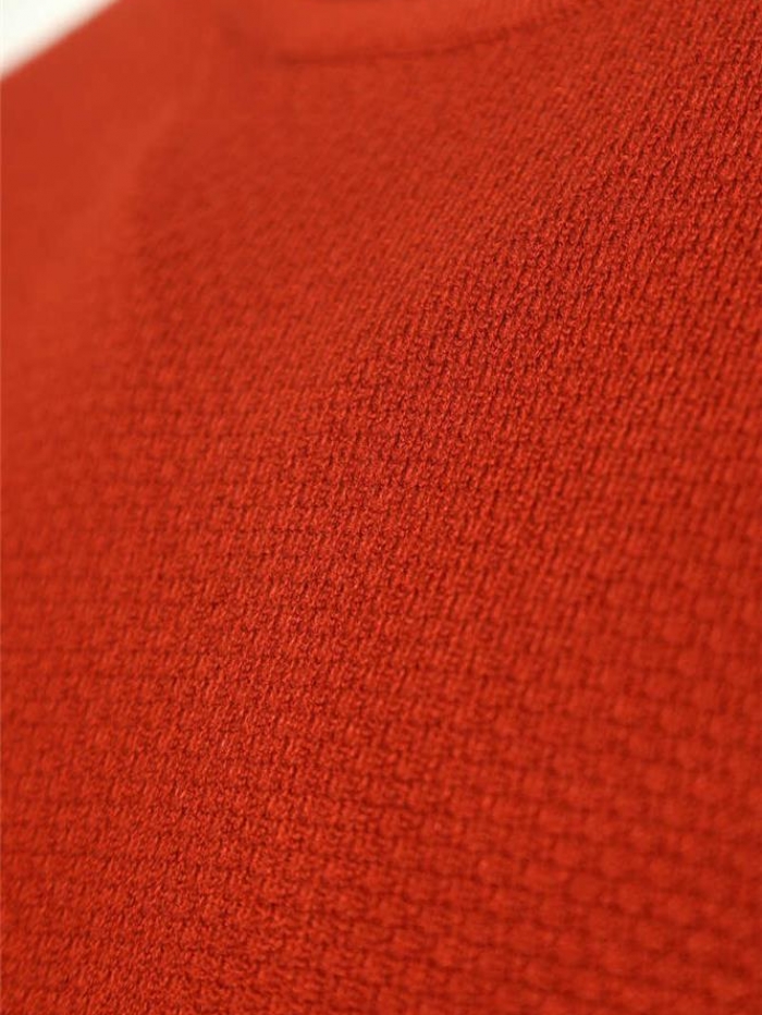 Μπλούζα σε λαιμόκοψη