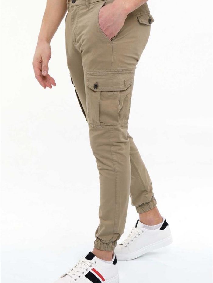 Παντελόνι cargo με λάστιχο.