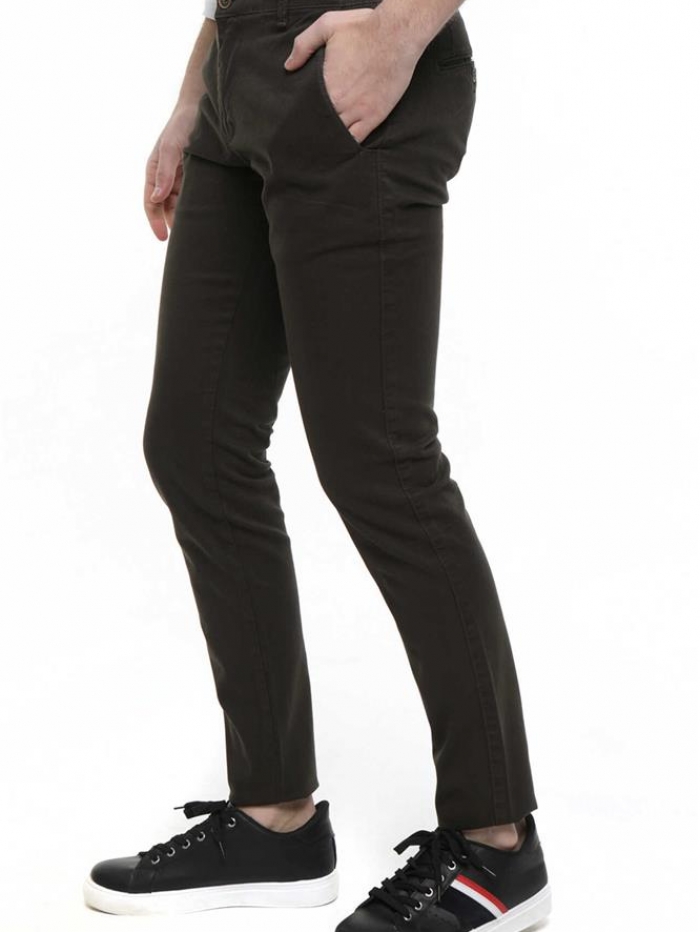 Παντελόνι Chinos σε slim γραμμή
