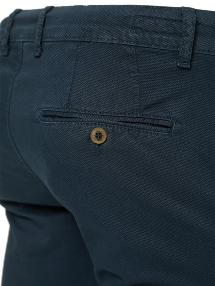 Παντελόνι Chinos σε slim γραμμή