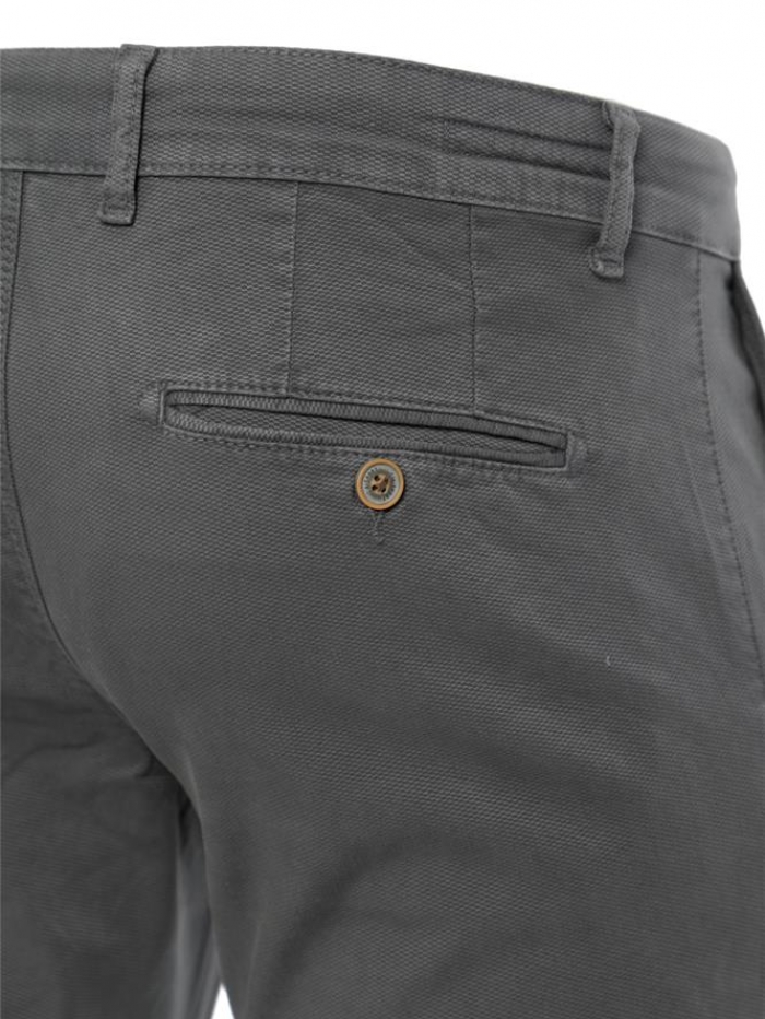 Παντελόνι Chinos σε slim γραμμή