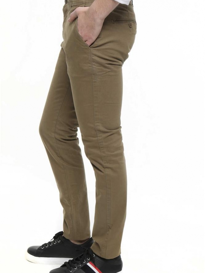 Παντελόνι Chinos σε slim γραμμή