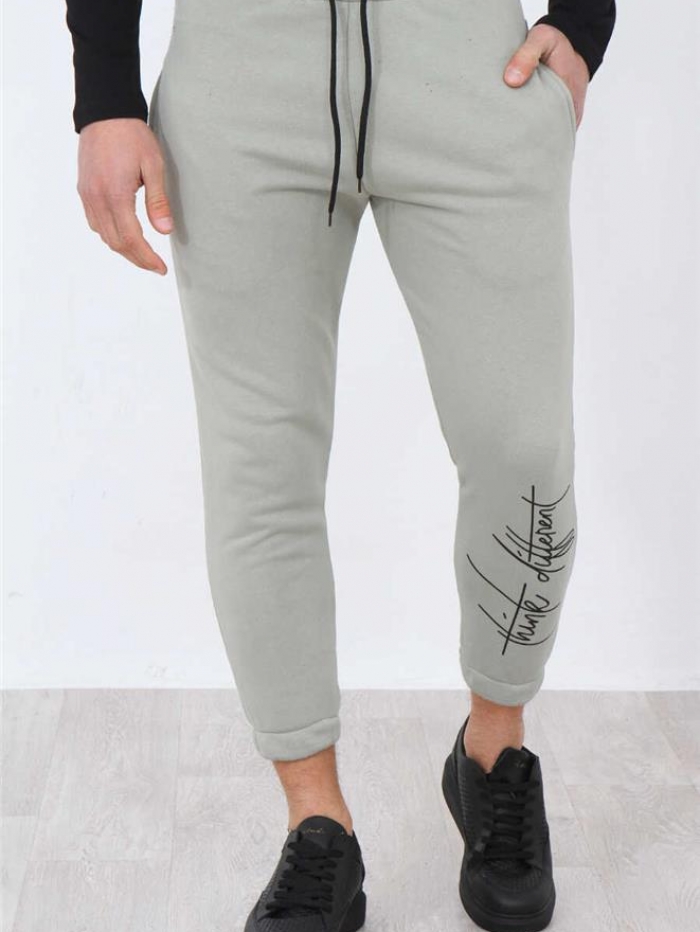 Παντελόνι φόρμας 'Different' Attitude