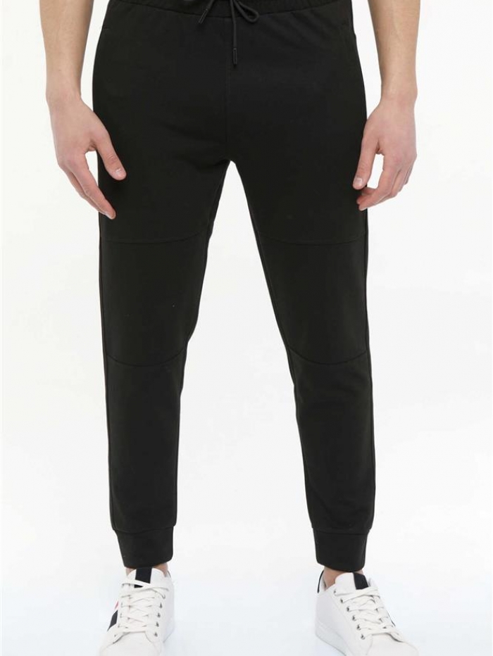 Παντελόνι φόρμας με λάστιχο στο κάτω μέρος