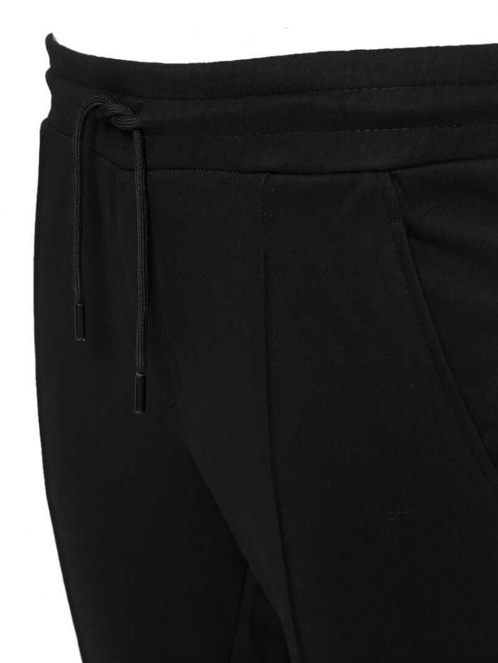 Παντελόνι φόρμας με νερβίρ