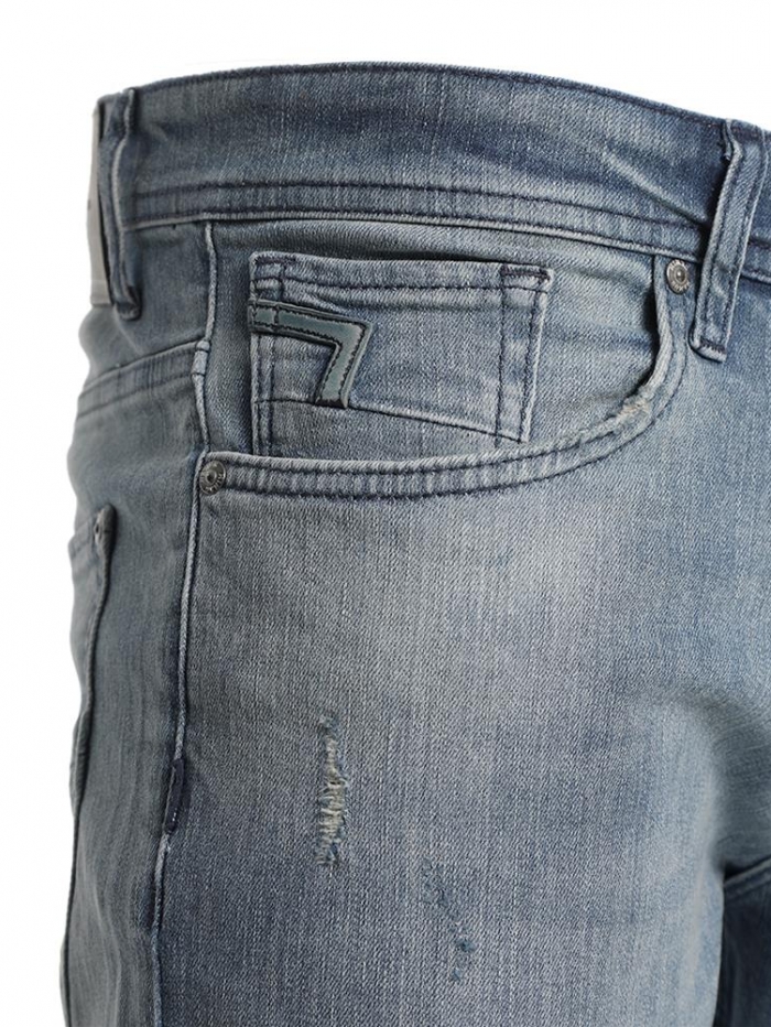 Παντελόνι Jean σε ίσια γραμμή