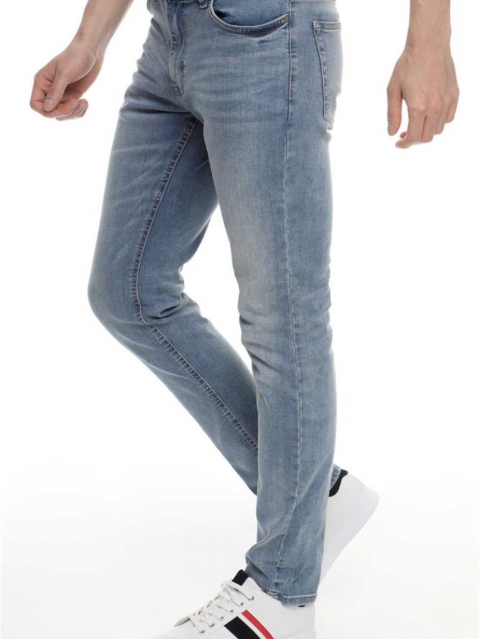 Παντελόνι τζιν με ξέβαμμα Marcus