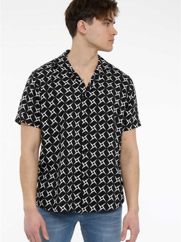 Πουκάμισο κοντομάνικο εμπριμέ, slim fit.