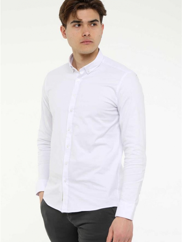 Πουκάμισο μονόχρωμο slim fit.