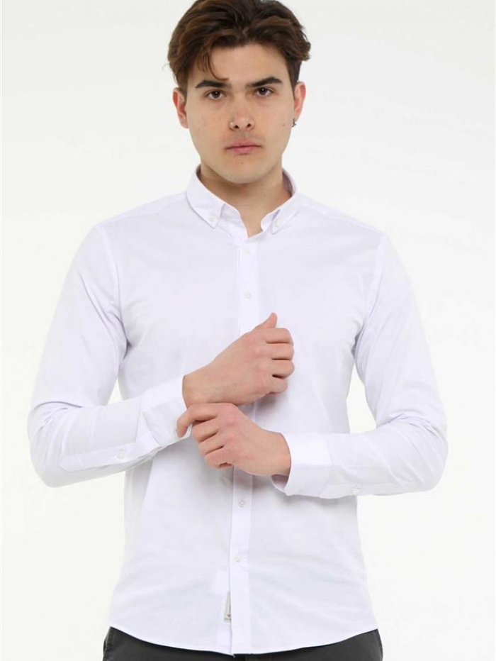 Πουκάμισο μονόχρωμο slim fit.