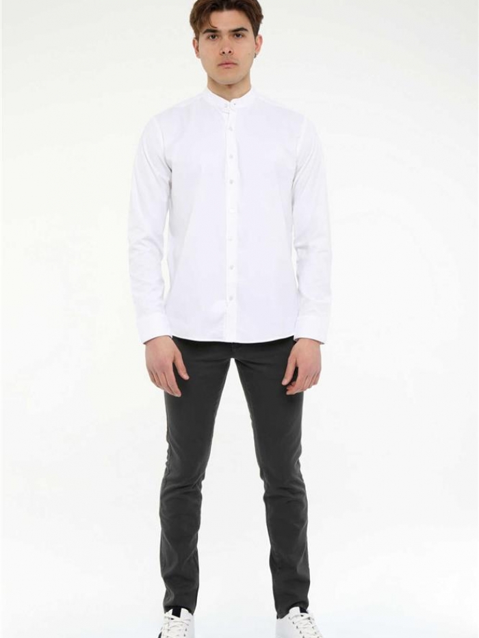 Πουκάμισο oxford με μάο γιακά, slim fit.