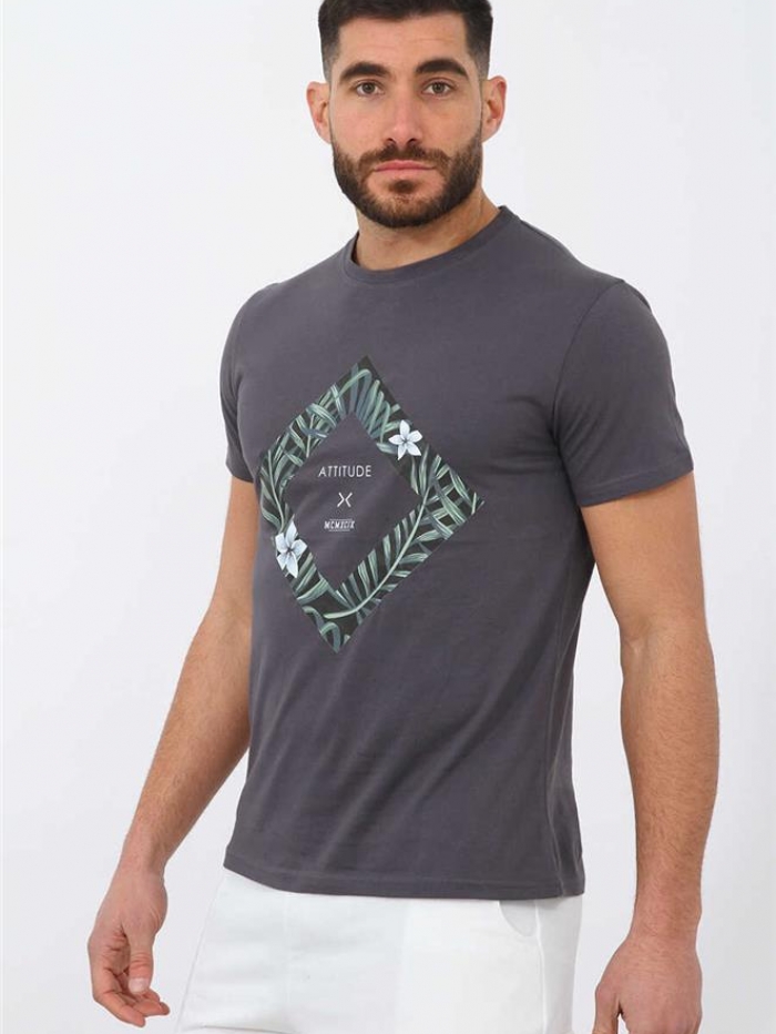 T-shirt 'MCMXCIX' Attitude