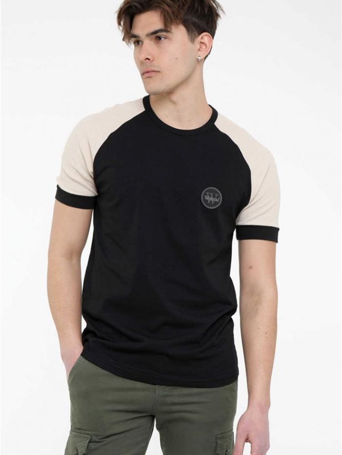 Τ-shirt με ρεγκλάν στο μανίκι