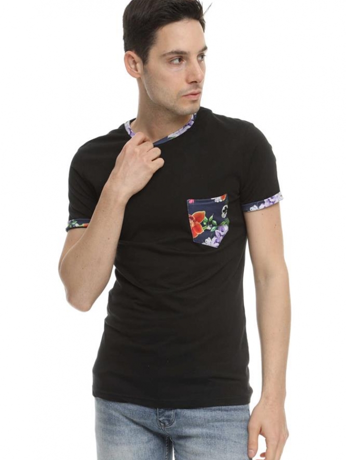 Τ-shirt με τσέπη floral Attitude