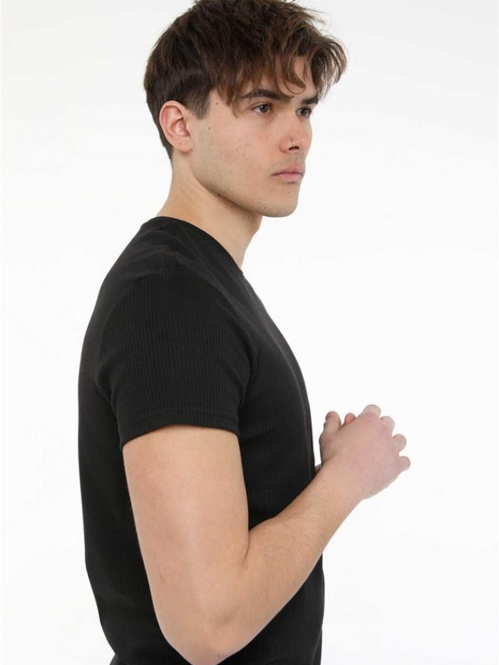 T-shirt σε ύφασμα ριπ.